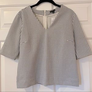NWT Ann Taylor Navy & White Structured Gingham Top